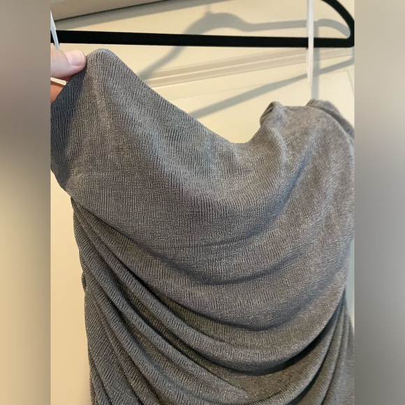 Women’s Gray Rouched Dress - Picture 3 of 5